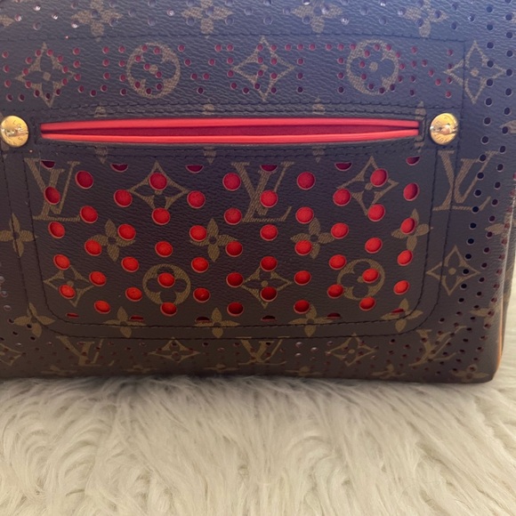 EUC (like new) Lv Perforated Speedy 30 - Picture 4 of 13